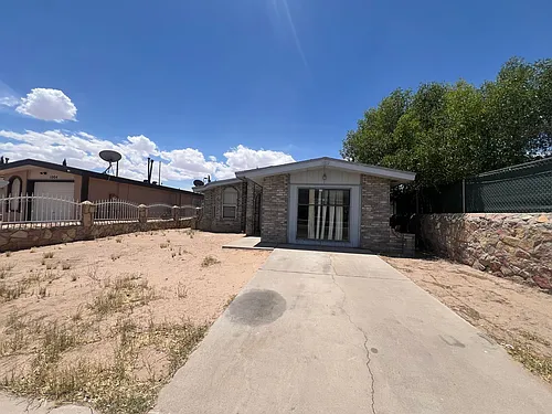 1002 Green Lilac Cir Photo 1