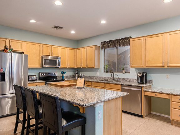 5th image of 20256 N 92nd Ln