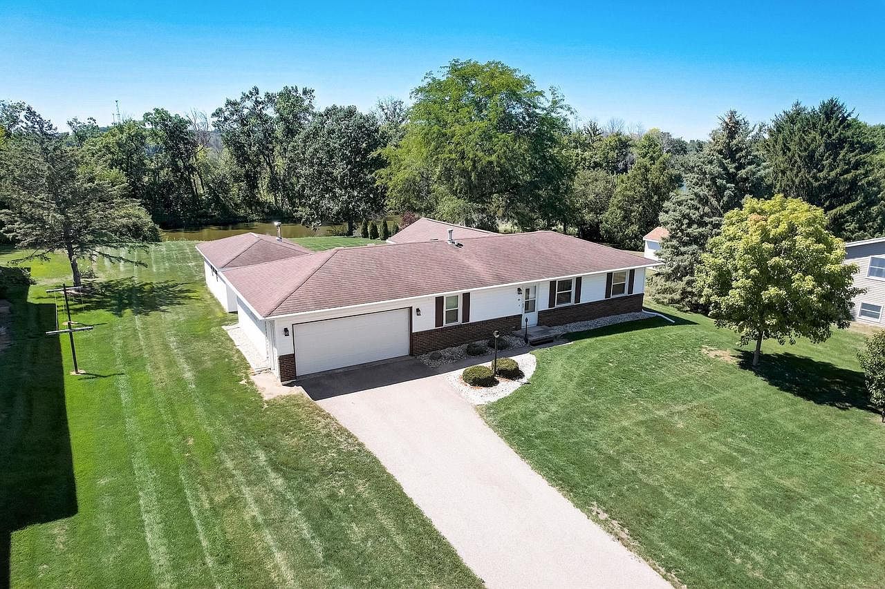 50 North Shore Drive, Belleville, WI 53508 Zillow