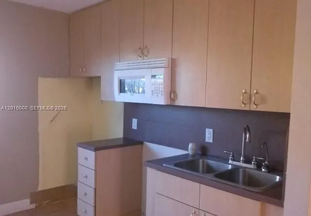 5490 W 21st Ct #313 — Photo 9