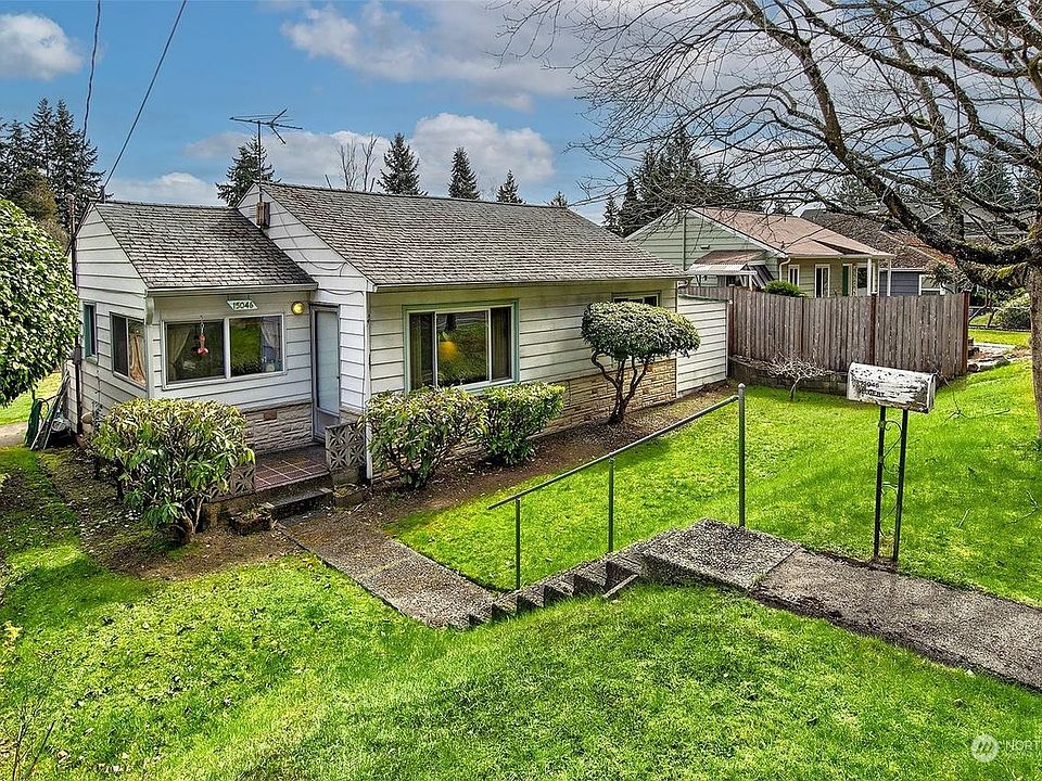1st image of 15046 25th Ave NE