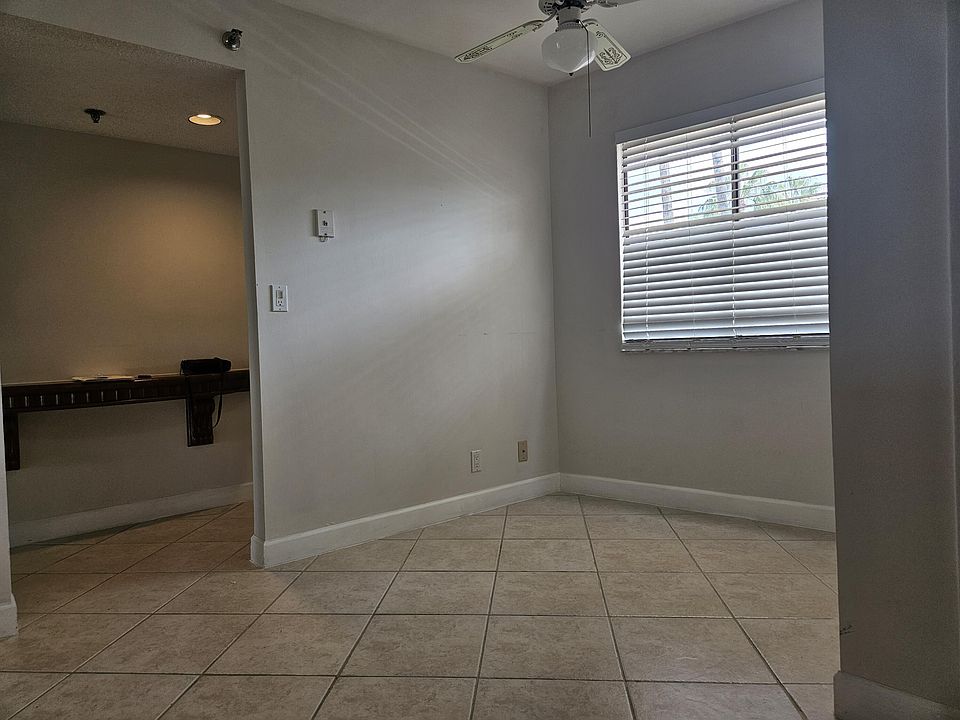 Huntington Towers Condominiums 7380 S Oriole Blvd Delray Beach, FL