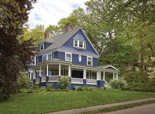 97 Montvale Rd, Newton, MA 02459