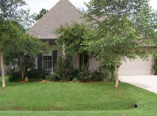 312 Carriage Pines Ln, Covington, LA 70435
