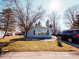 8016 Harbour Dr #812, Ira, MI 48023