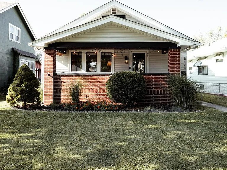 5124 E Walnut St — Photo 8