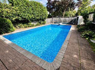 8 Iber Ct, Aurora, ON L4G1V5