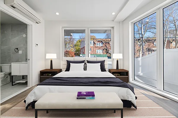 Rented by REAL New York | media 3