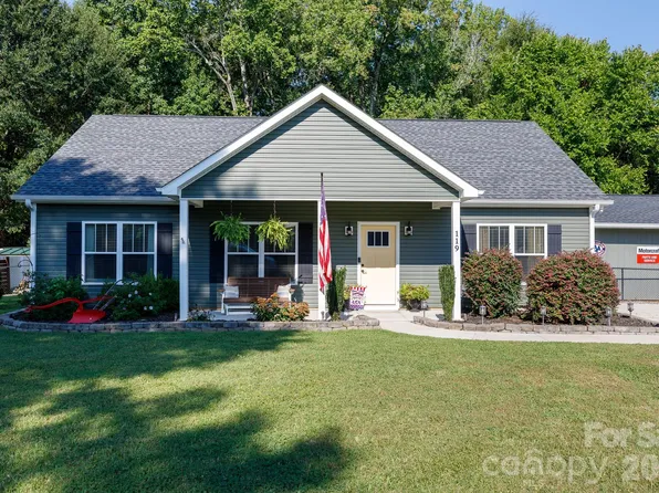 119 Fairmont St, Clover, SC 29710