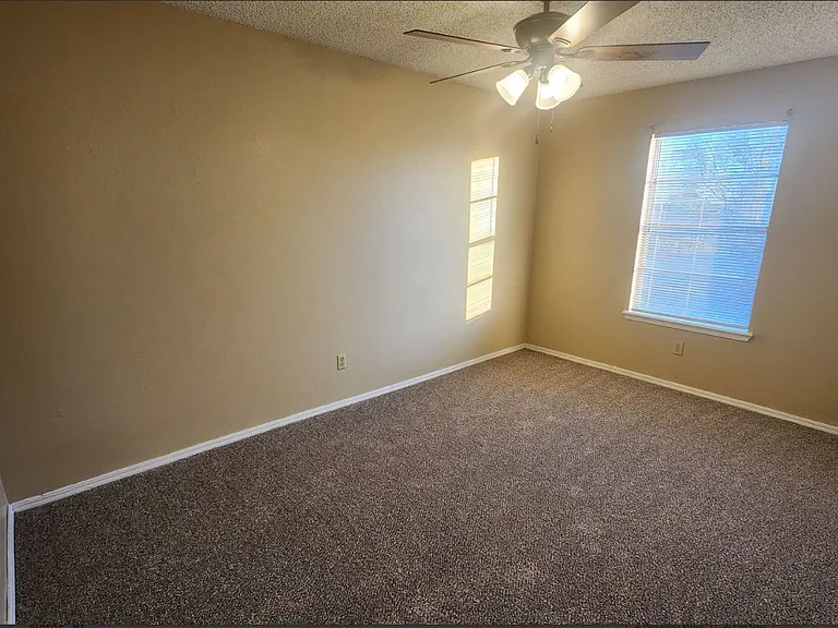 312 N Wilson Ave #C — Photo 9