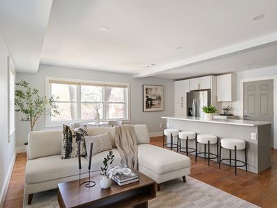 31 Harrison St APT B, Roslindale, MA, 02131