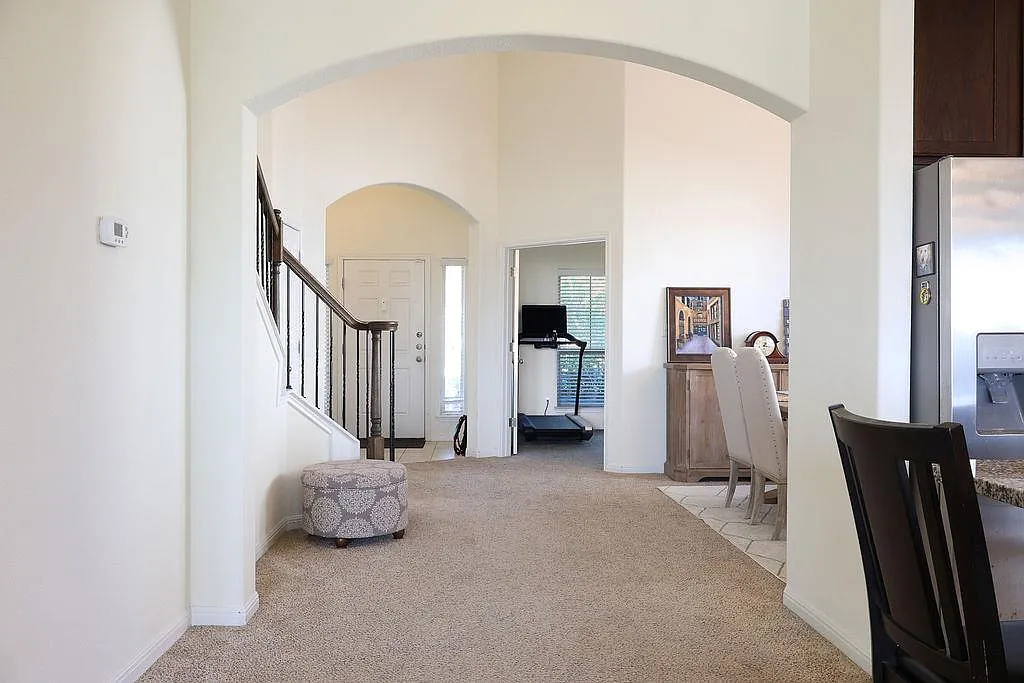 4 bed, 3.5 bath, 2932 sqft, $2,795 — Photo 3