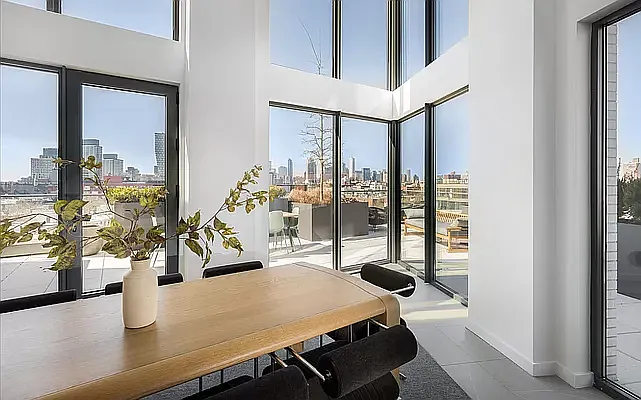 Rented by 346 Realty Group LLC | media 21