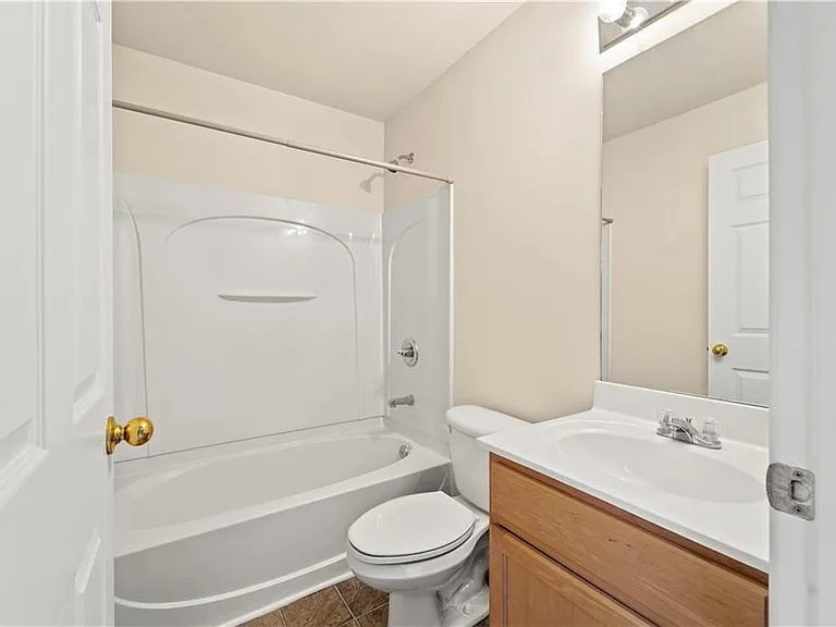 5351 Heyward Pl SW — Photo 34