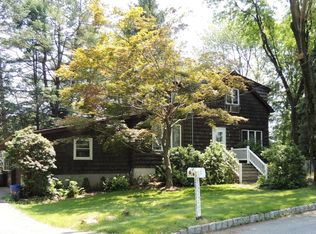 12 Harding Ave, North Caldwell, NJ 07006