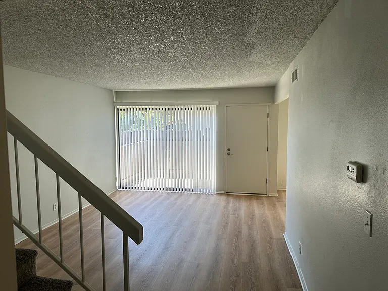 23002 Village Dr — Photo 7