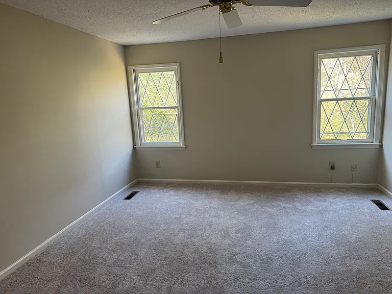 803 Captain Kell Dr — Photo 15