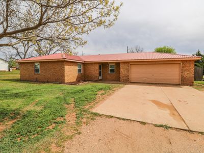 818 Bell Ave, Turkey, TX, 79261