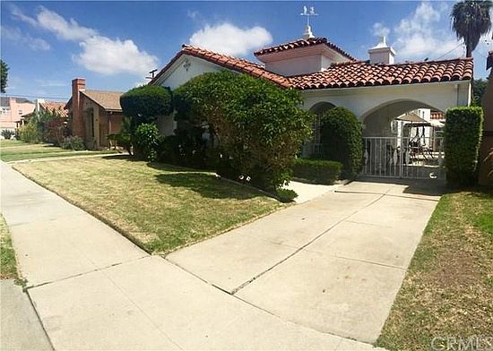 2nd image of 1656 Union Street Eureka 707-445-6600