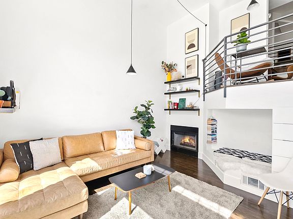 2nd image of 239 Tulare St #1