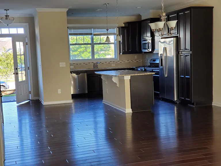 4140 Strendal Dr — Photo 5