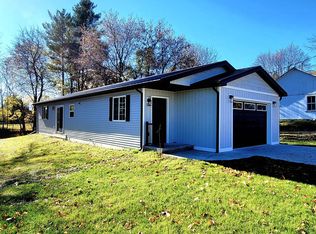120 E Walnut St, Stanton, MI