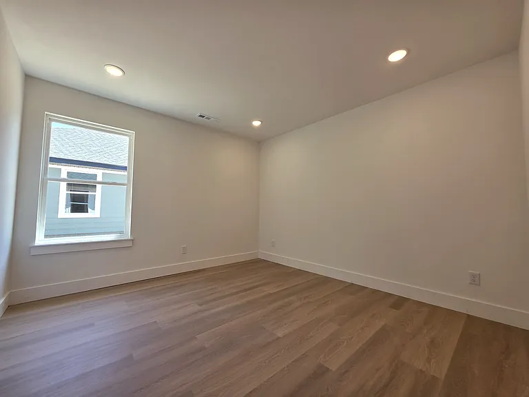 97 W Rainsong St — Photo 12