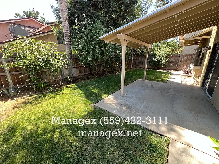 509 E Alluvial Ave #105 — Photo 17