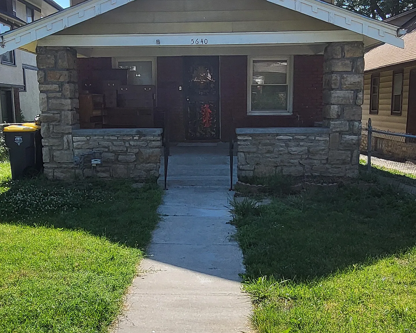 3 bed, 1.5 bath, 1436 sqft, $1,600 — Photo 1