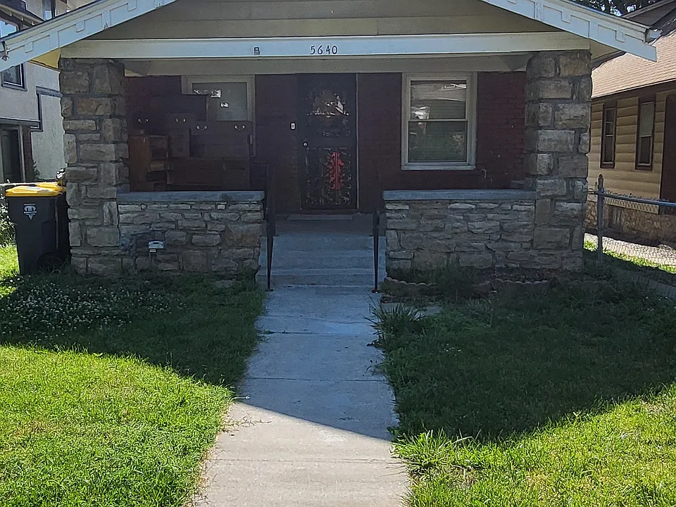 5640 Highland Ave
