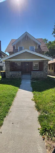5640 Highland Ave Photo 1