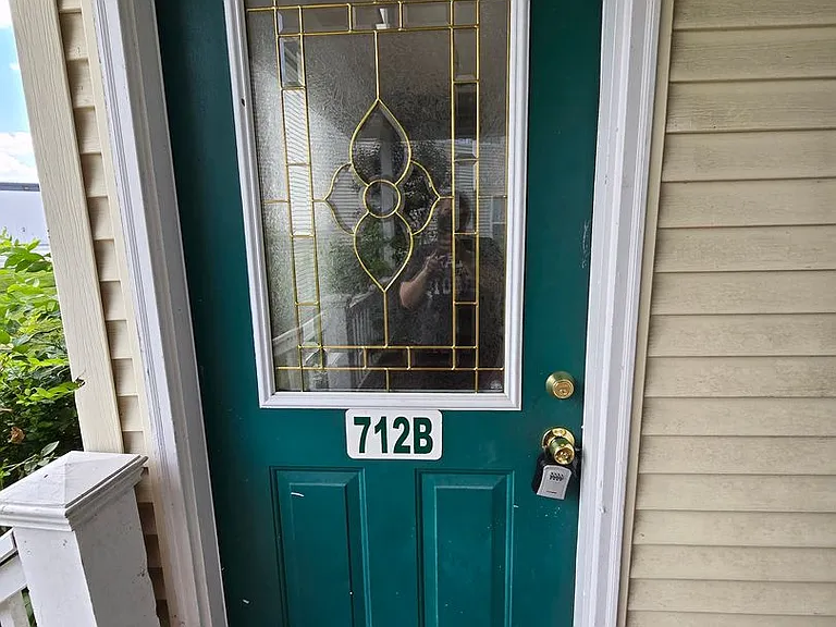 712 Connor St #B — Photo 15