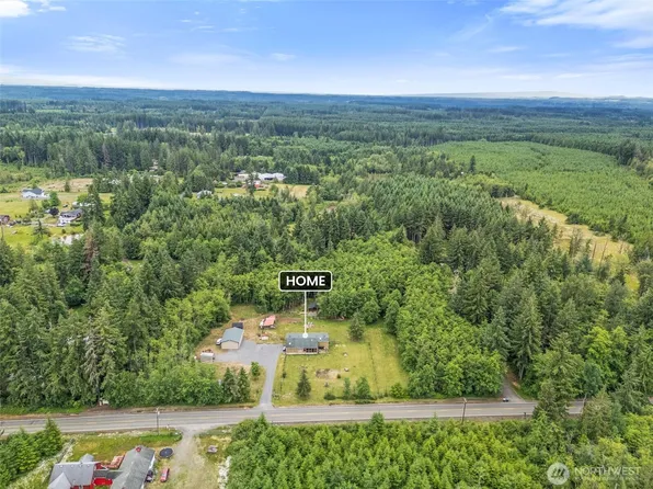 1332 Centralia Alpha Road, Chehalis, WA 98532
