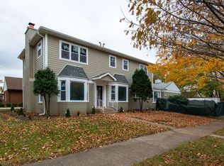 643 Oriole Ave, Park Ridge, IL 60068