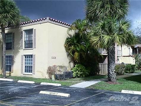1st image of 7208 Fairway Dr APT I19