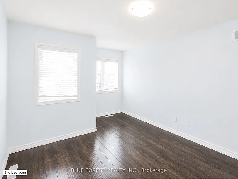 4377 Lismer Ln — Photo 8