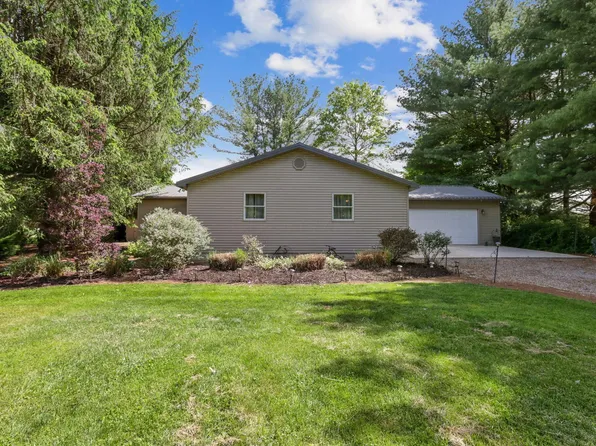 18040 Johnson Rd, Heath, OH 43056