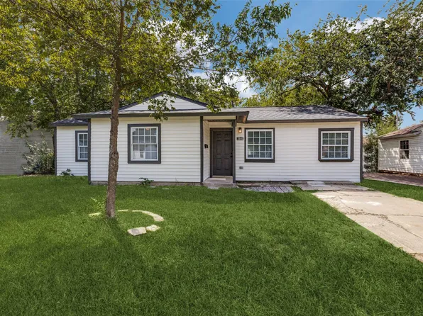 2646 Larry Dr, Dallas, TX 75228