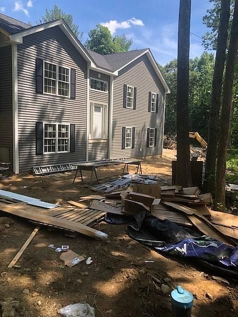 1st image of 14 Buckley Dr