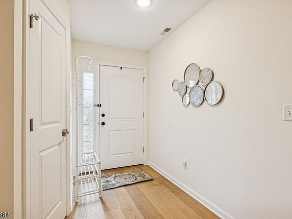 5th image of 18 Joseph Dr BLDG 18 #18
