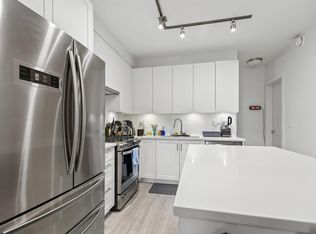 20673 78th Ave #205, Langley, BC V2Y 3K1