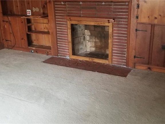 4th image of 3806 Caroline Ave