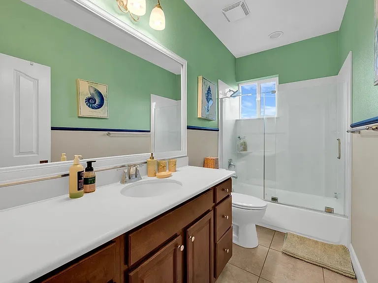 261 Esfahan Ct — Photo 18