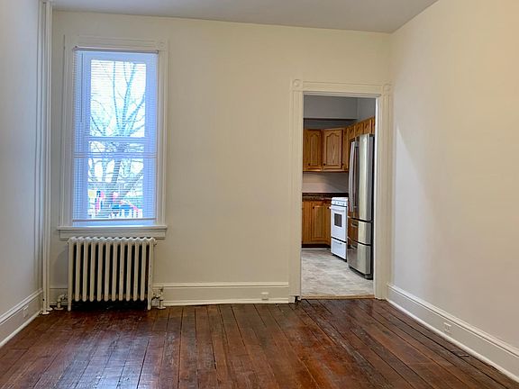 5th image of 645 N Mary St