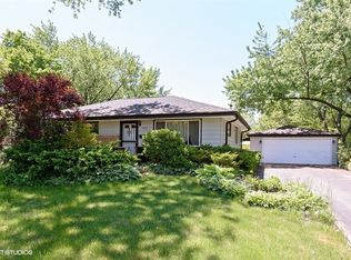 273 Vista Rd, Lake Zurich, IL 60047