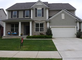 43612 Grouse Dr, Clinton Twp, MI 48038