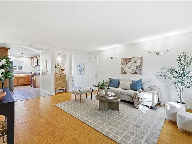 405 Ellwood Beach Dr #B — Photo 3