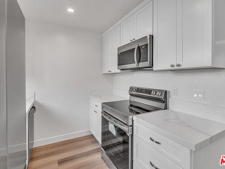 6616 Sylmar Ave #3 — Photo 5