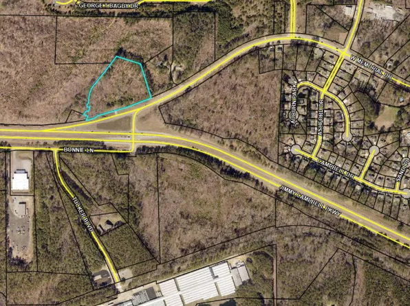 1160 W Memorial Dr, Dallas, GA 30132