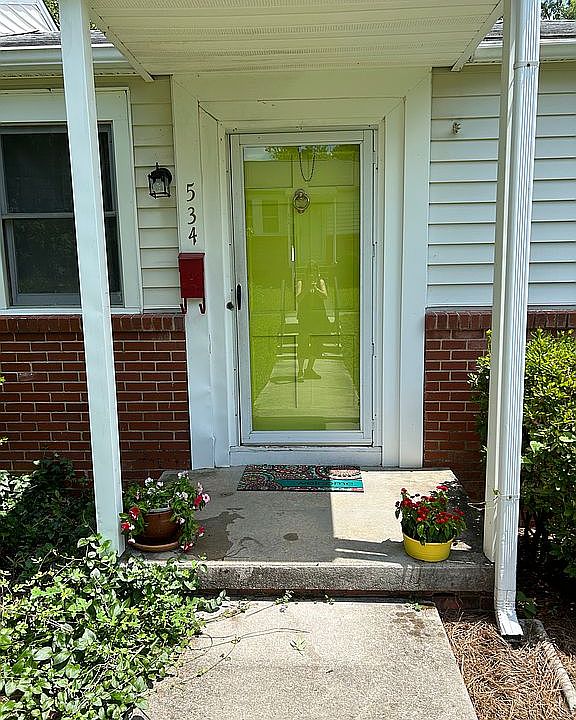 1st image of 534 Overlook St